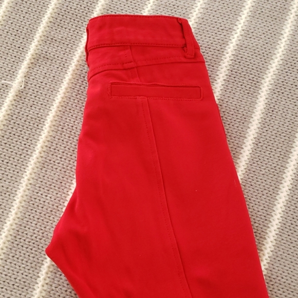 Red pants - Picture 2 of 3